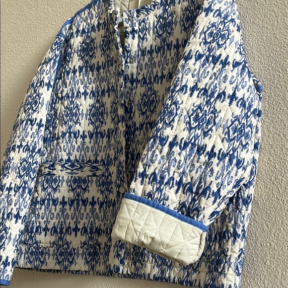 Blank NYC Blue and Cream Quilted Jacket - Picture 6 of 9